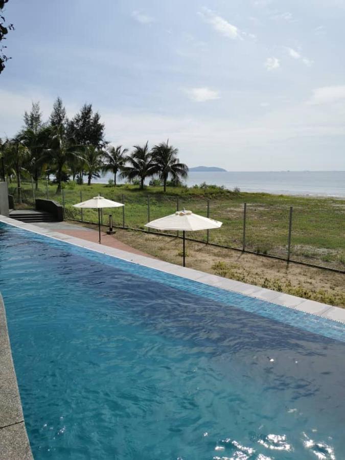 Timur Bay Seaview Hotel & Residence Kampung Saberang Balok Exterior foto